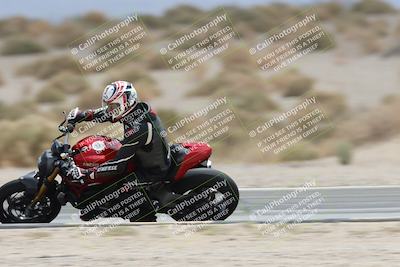 media/May-05-2025-Moto Forza (Mon) [[3c1838c5e5]]/2-B Group/Session 3 (Panning Test Turn 14 Inside)/